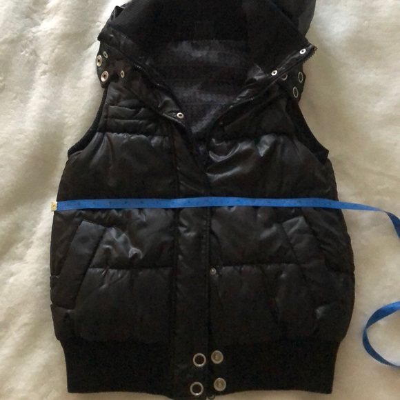 Zara’s down vest - Picture 6 of 10